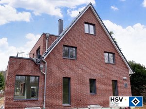 Hausbesichtigung, Satteldachhaus, KfW-Effizienzhaus 55