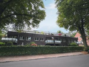 Mehrfamilienhaus
